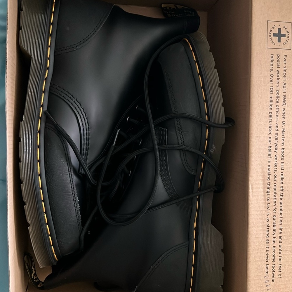 Dr Martens 1460 Guard Boot LNIB